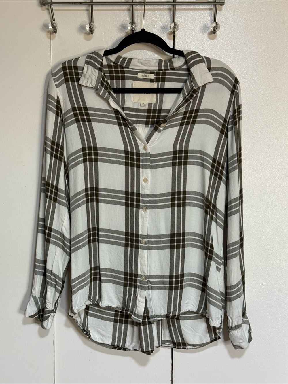 Thread & Supply Cream &  Green Plaid Long Sleeve Button Down Shirt Medium - Picture 2 of 15